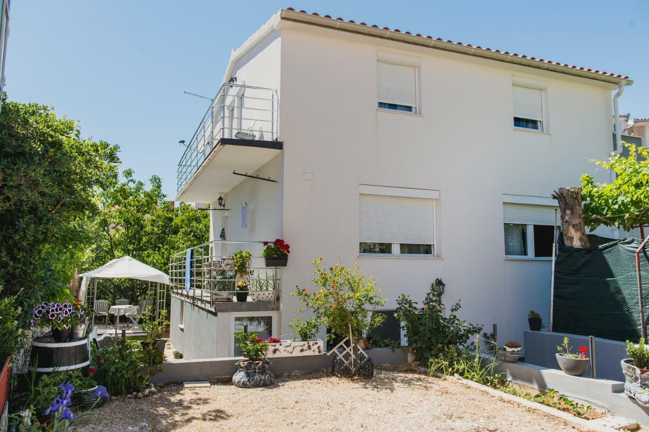 Apartment Ella روغوزنيكا المظهر الخارجي الصورة